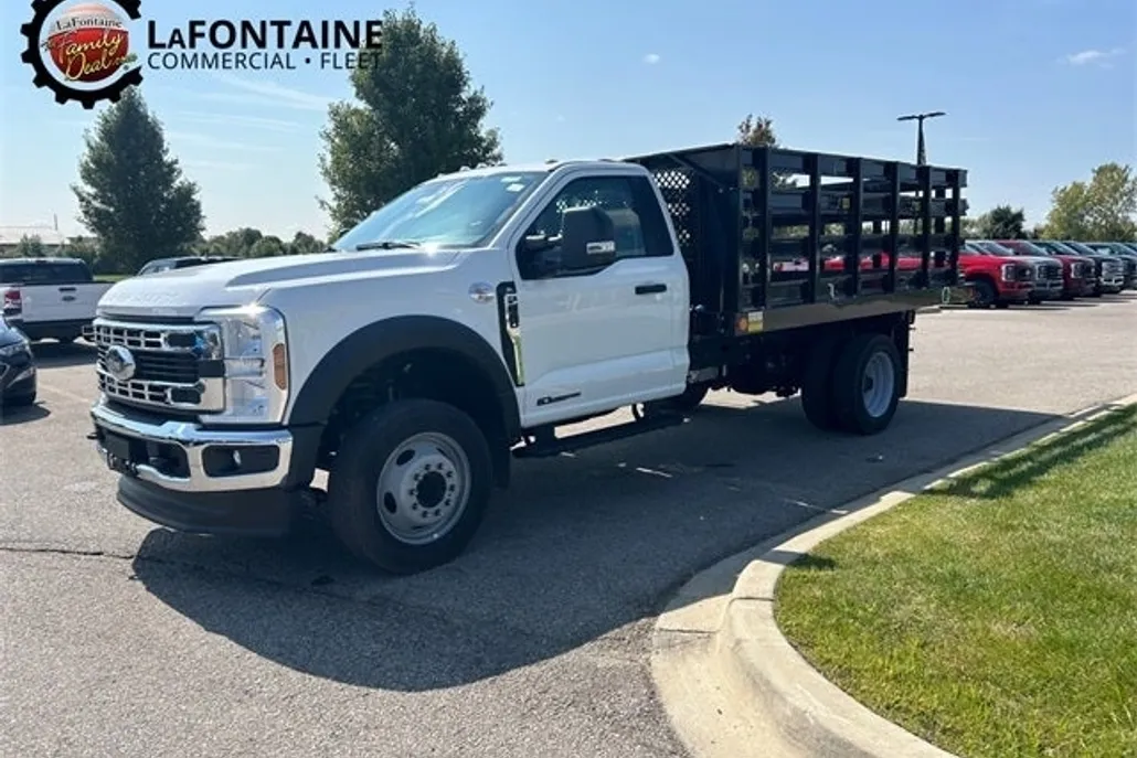 2024 Ford F-550 photo 1
