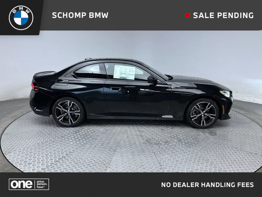 2025 Bmw 230i xDrive photo 1