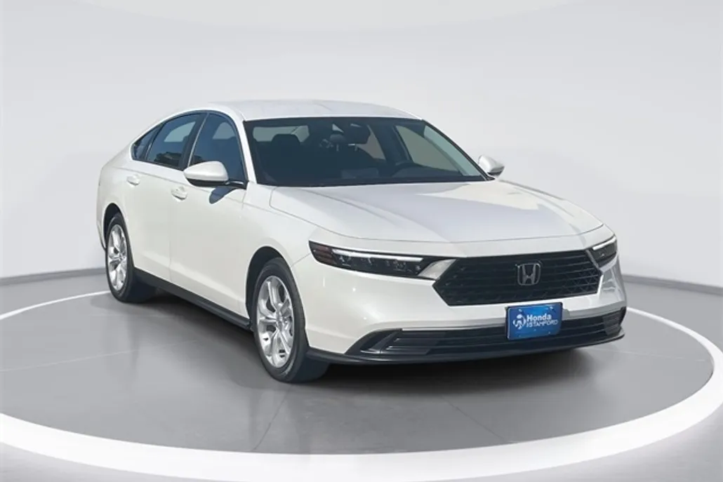 2025 Honda Accord LX photo 1