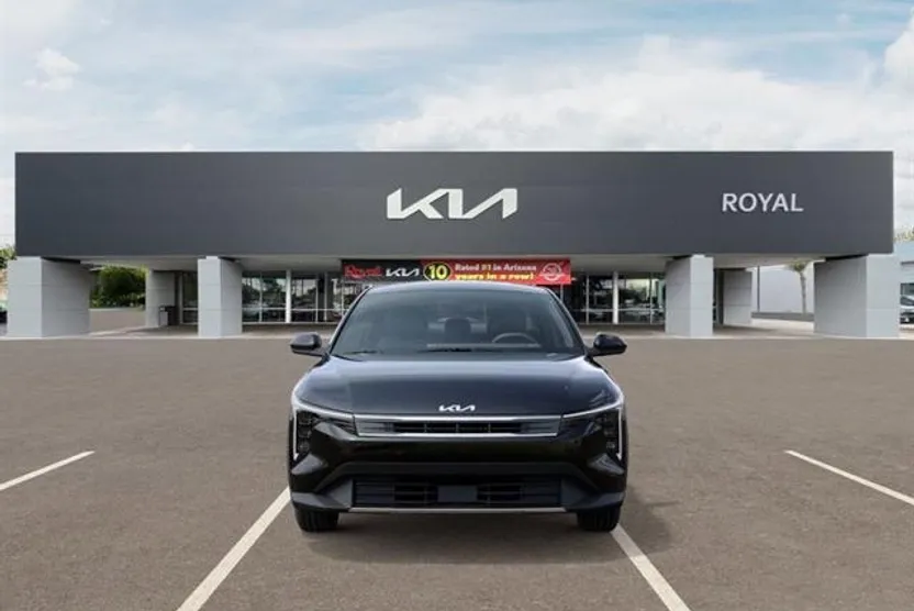 2025 Kia K4 EX photo 1