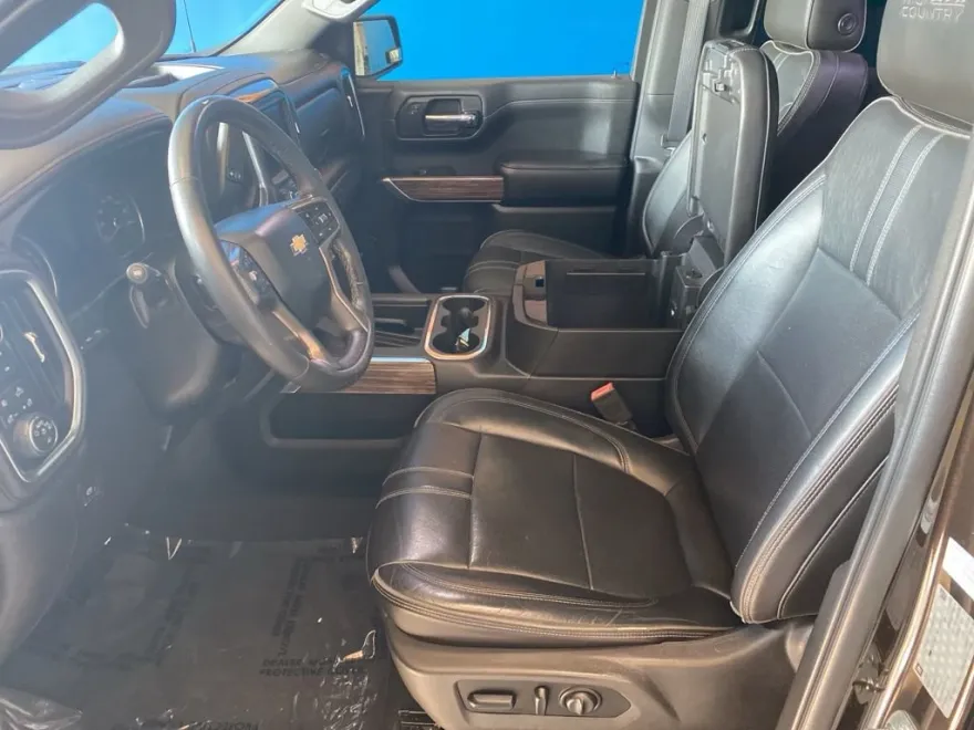 2019 Chevrolet Silverado 1500 High Country photo 1
