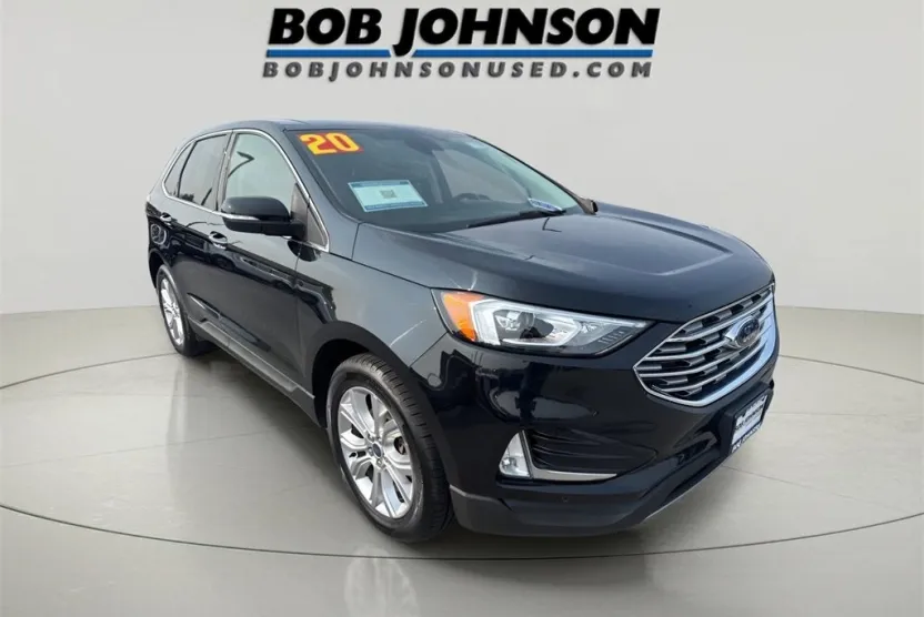 2020 Ford Edge Titanium photo 1