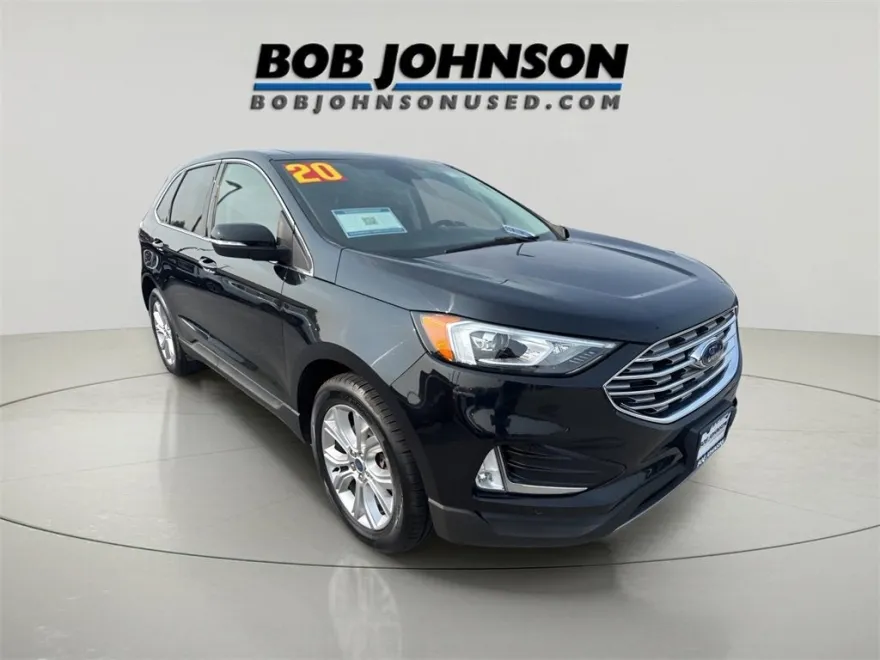 2020 Ford Edge Titanium photo 1