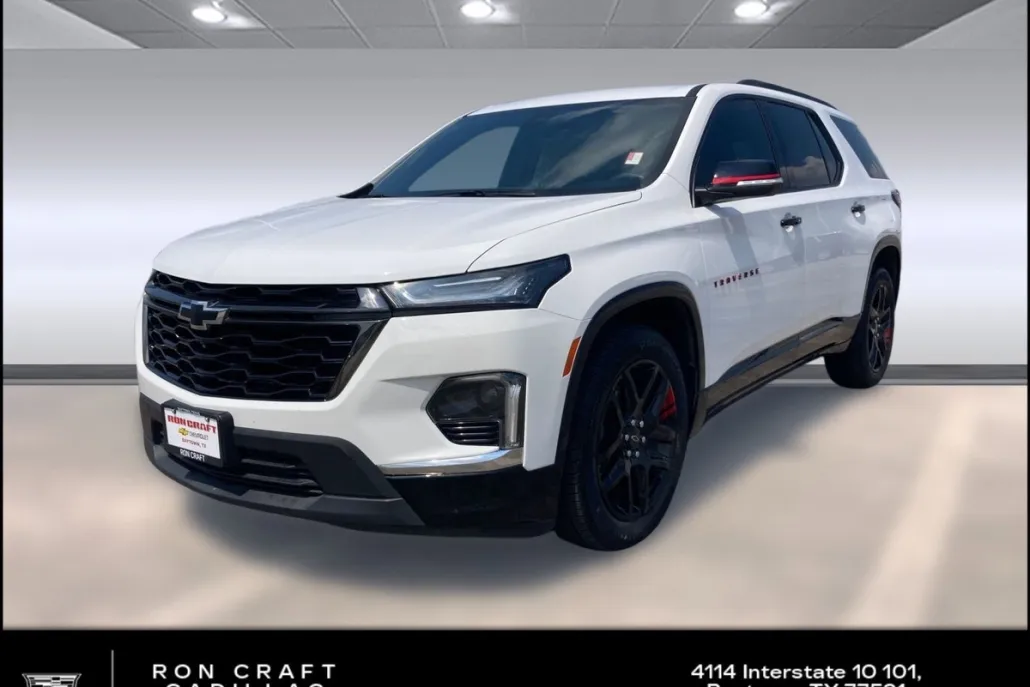 2023 Chevrolet Traverse Premier photo 1