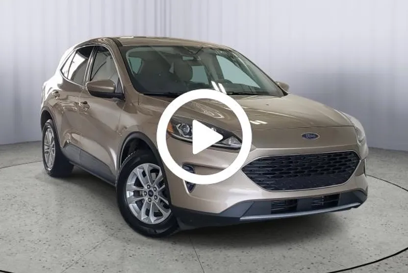 2021 Ford Escape SE photo 1