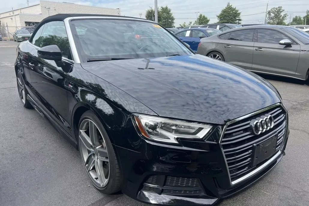 2017 Audi A3 2.0T Premium Plus photo 1