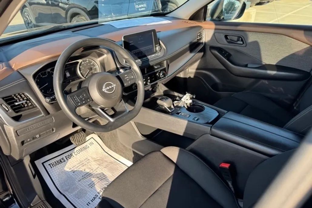 2023 Nissan Rogue S photo 1