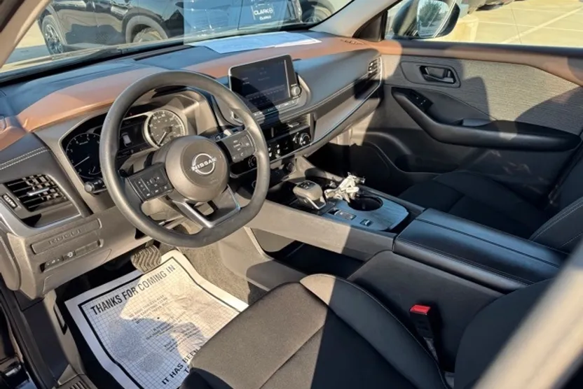2023 Nissan Rogue S photo 1