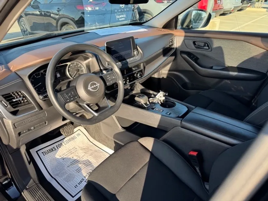 2023 Nissan Rogue S photo 1
