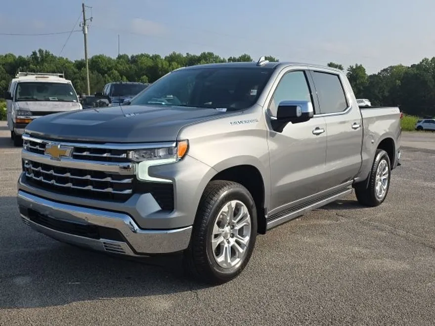 2024 Chevrolet Silverado 1500 LTZ photo 1