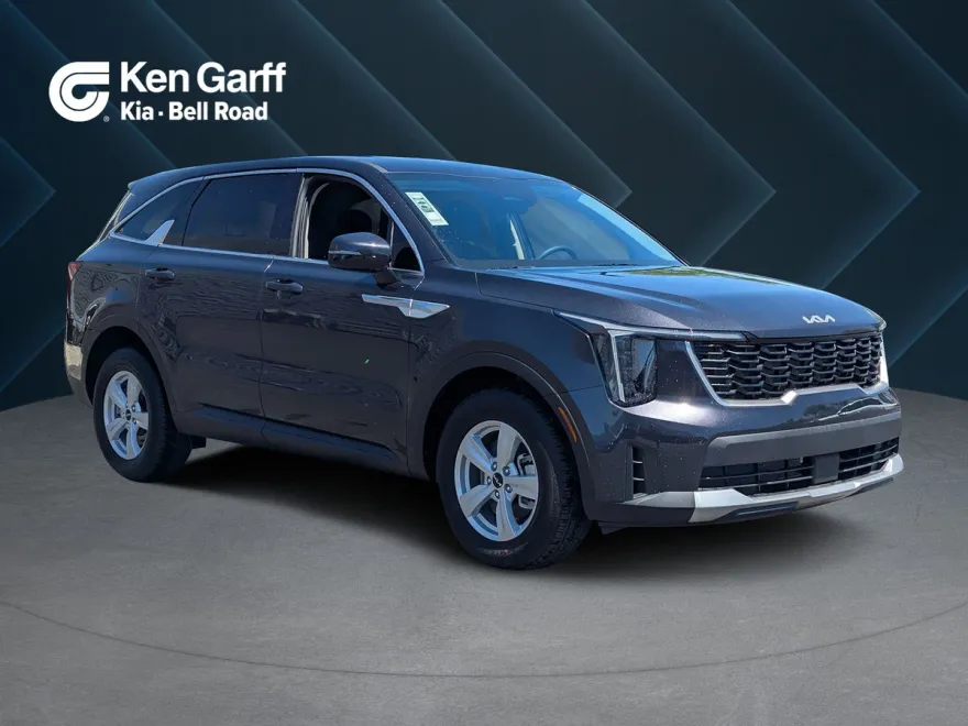 2025 Kia Sorento LX photo 1