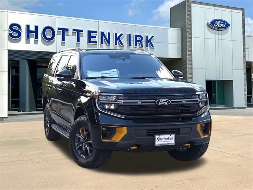 2025 Ford Expedition photo 1