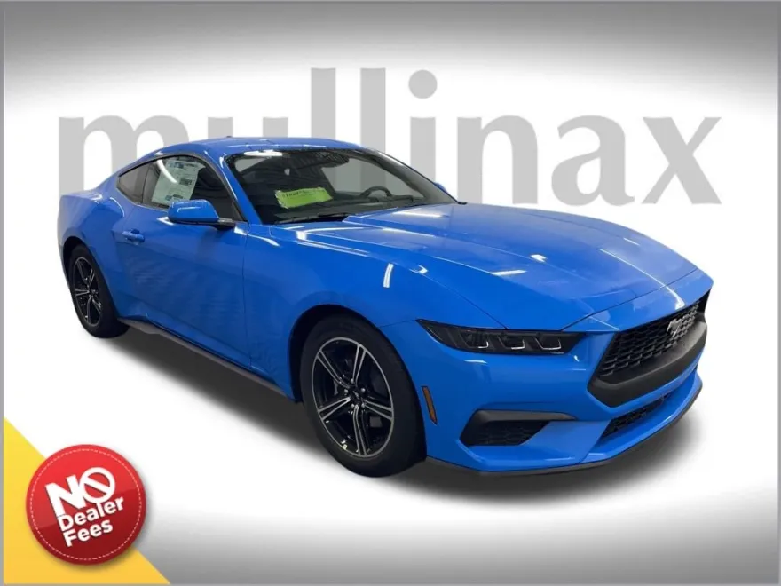 2025 Ford Mustang EcoBoost photo 1