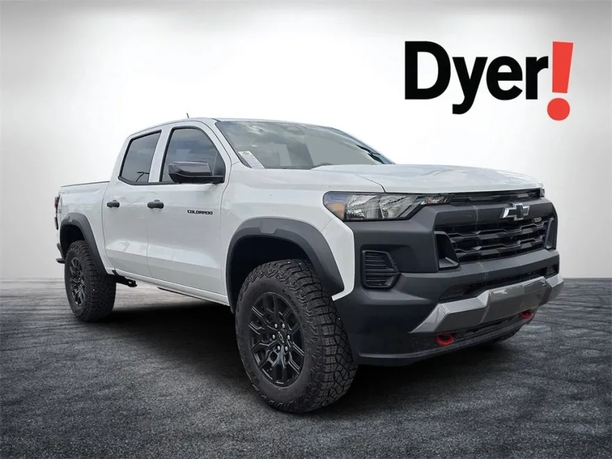 2025 Chevrolet Colorado Trail Boss photo 1