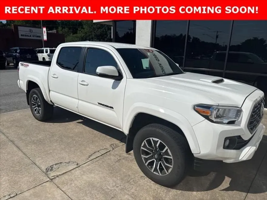 2023 Toyota Tacoma TRD Sport 4x4 Double Cab photo 1
