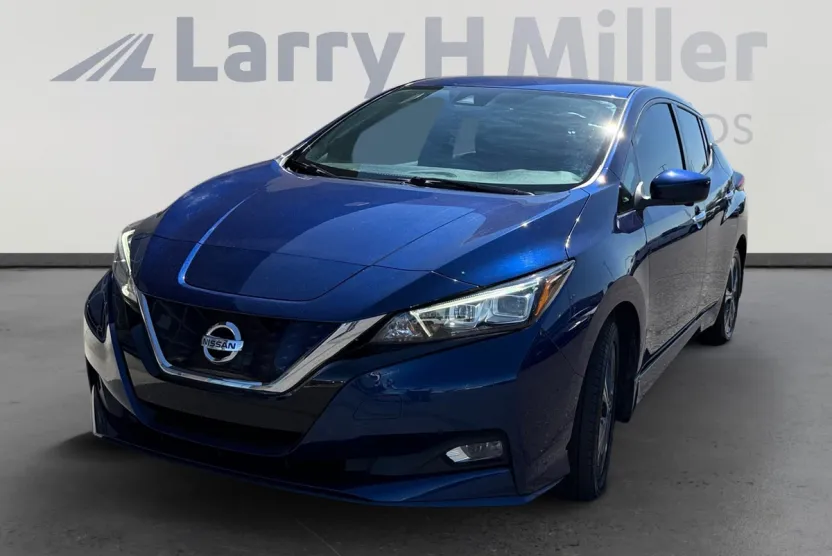 2022 Nissan Leaf SV Plus photo 1