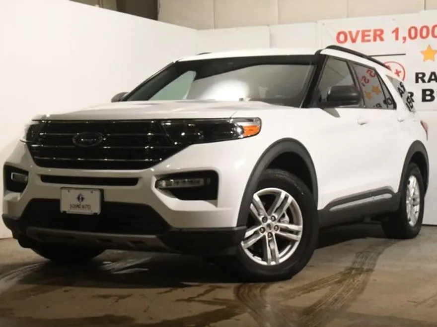 2020 Ford Explorer XLT photo 1