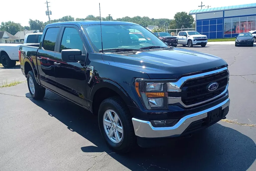 2023 Ford F-150 XL photo 1