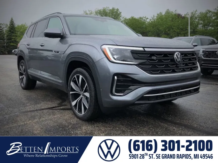 2025 Volkswagen Atlas SEL Premium R-Line photo 1