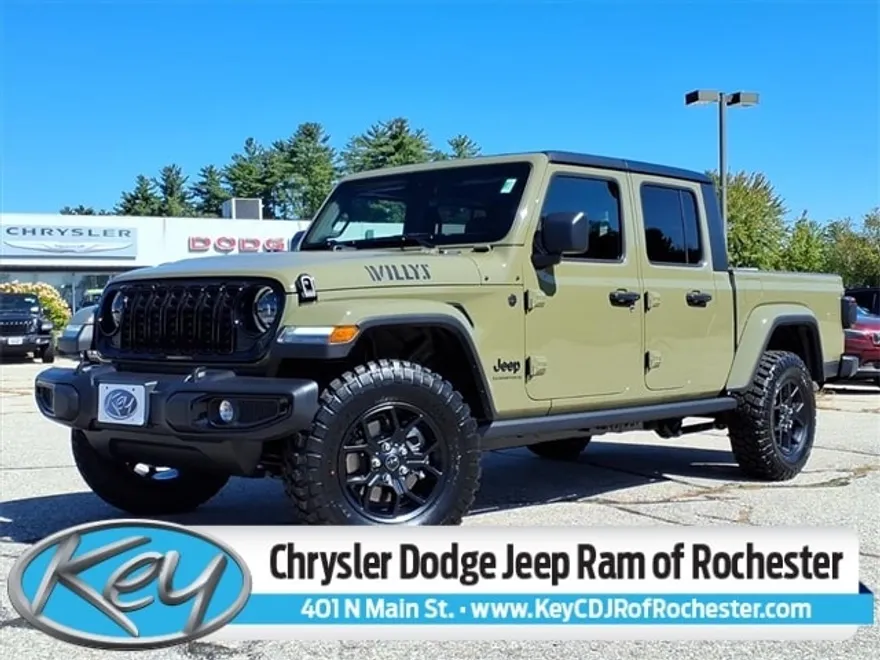2025 Jeep Gladiator Willys photo 1