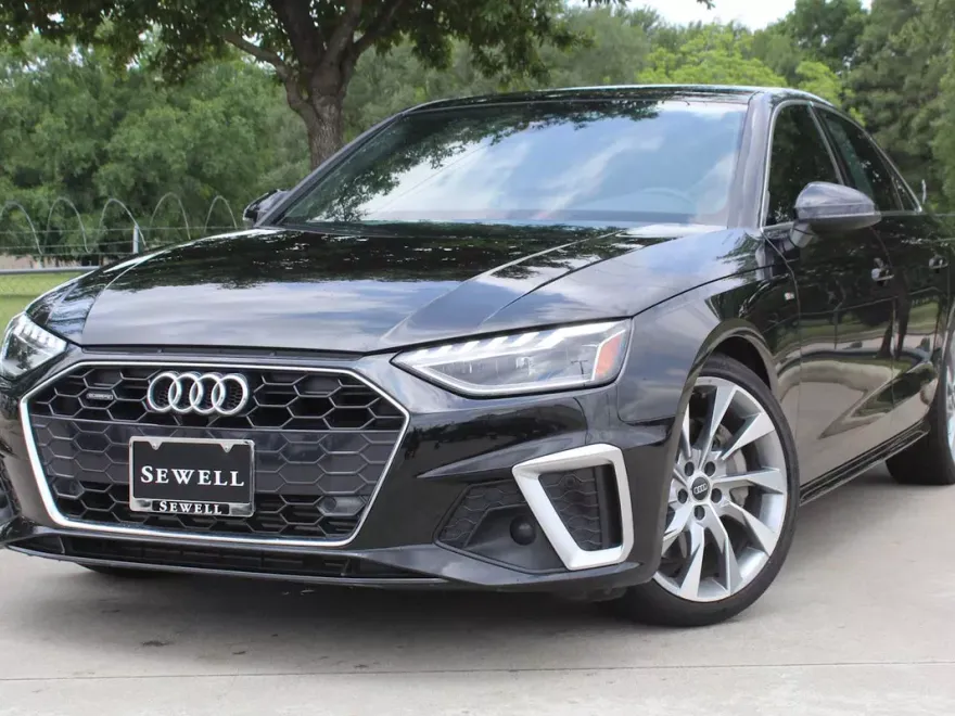 2020 Audi A4 Quattro Premium Plus photo 1