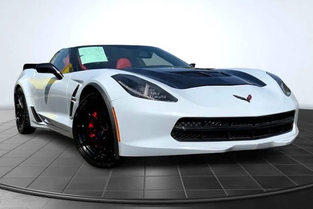 2019 Chevrolet Corvette Grand Sport 2LT photo 1