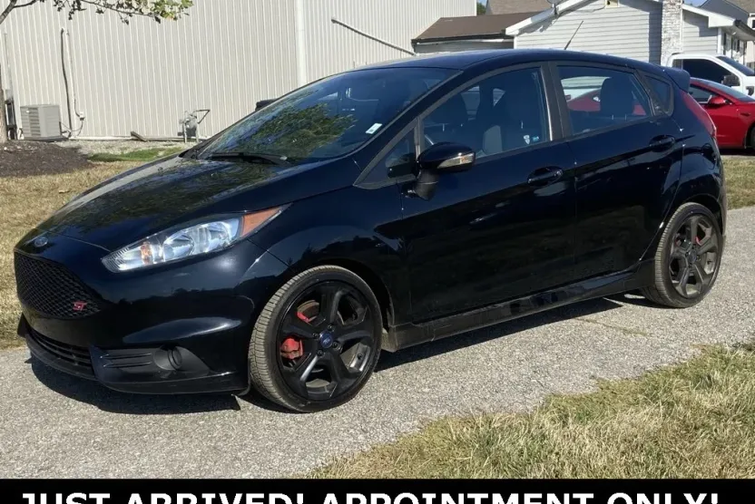 2018 Ford Fiesta ST photo 1