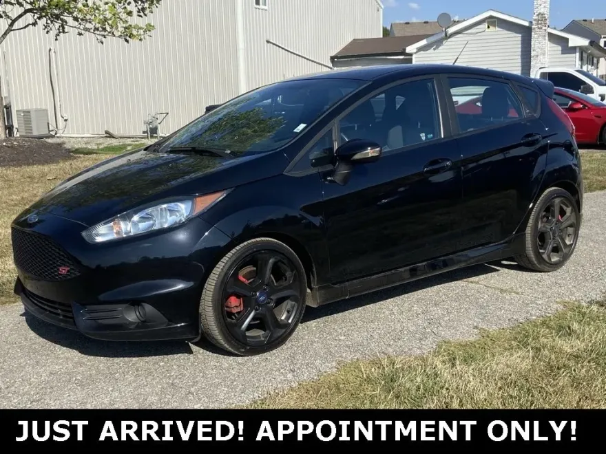 2018 Ford Fiesta ST photo 1