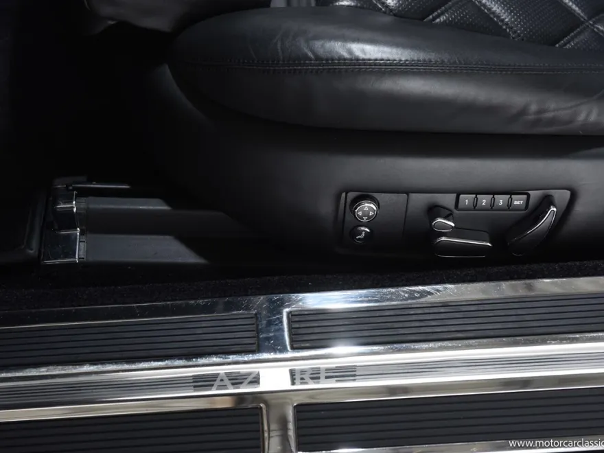 2010 Bentley Azure Base photo 35