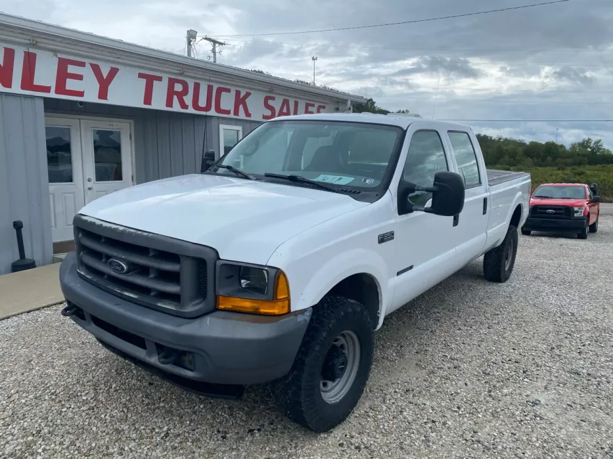 2001 Ford F-350 XL photo 1