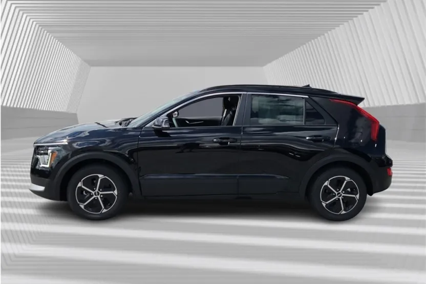 2025 Kia Niro EX Touring photo 1