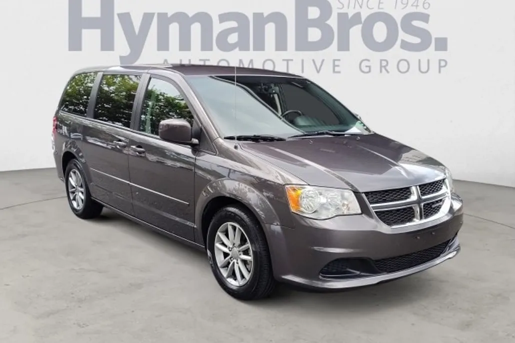 2016 Dodge Grand Caravan SE Plus photo 1