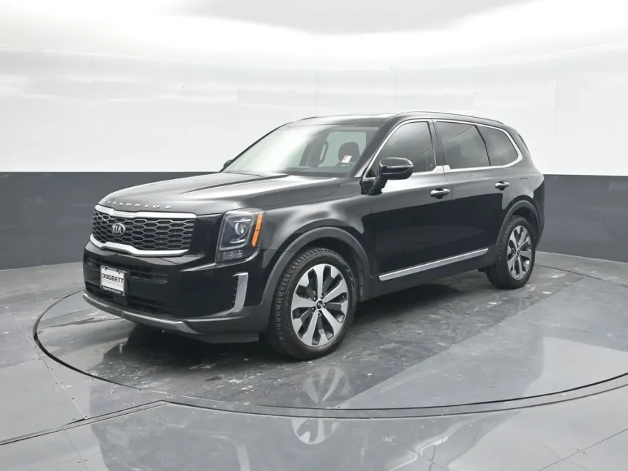 2020 Kia Telluride S photo 1