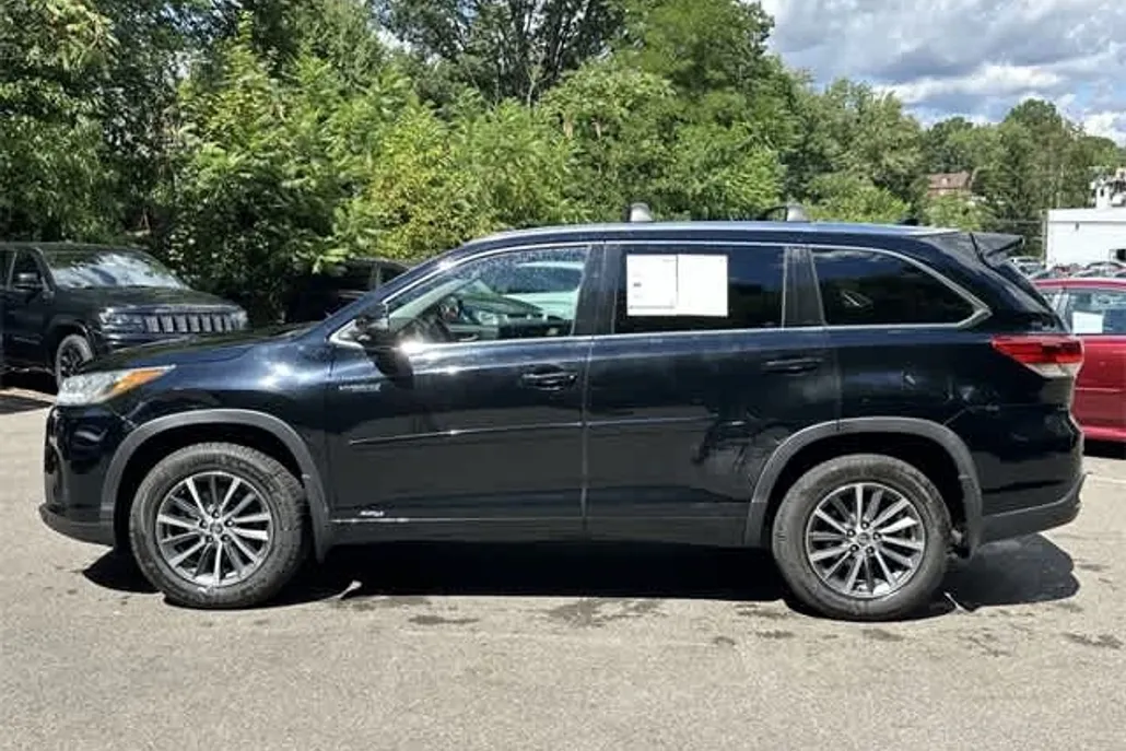 2018 Toyota Highlander Hybrid XLE photo 1