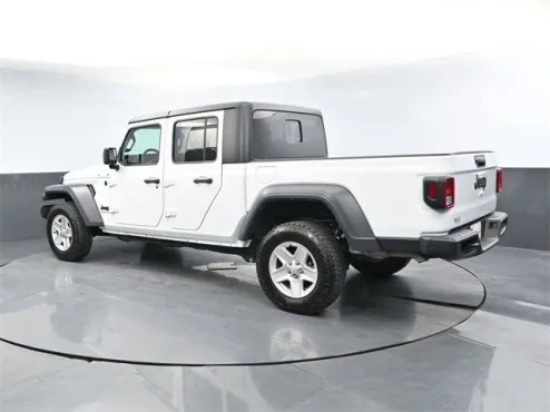 2023 Jeep Gladiator Sport S photo 4