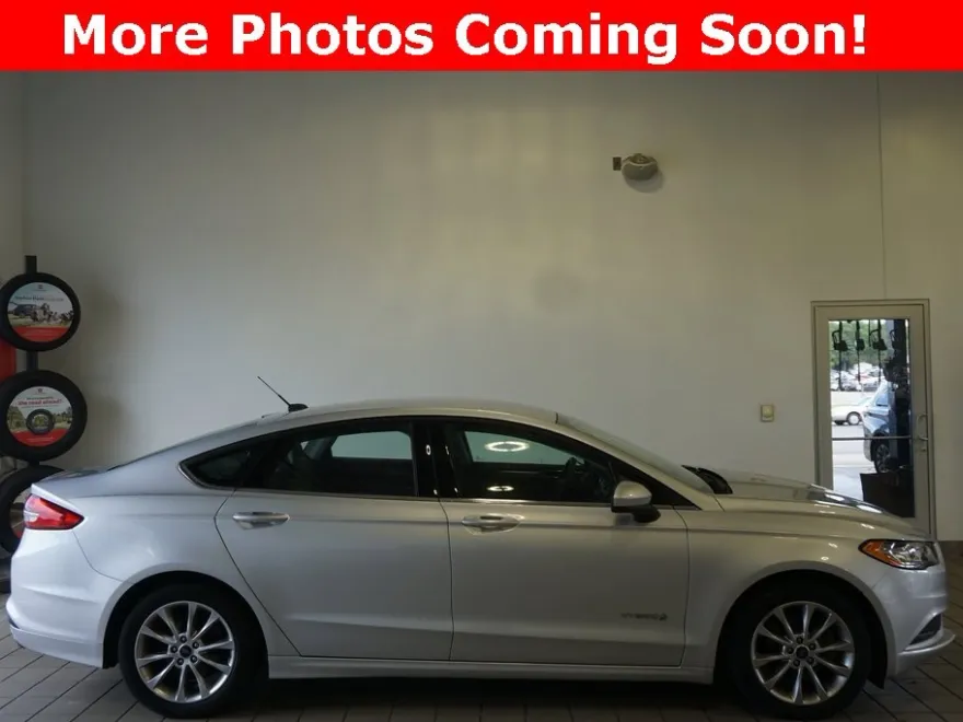 2017 Ford Fusion Hybrid S photo 1