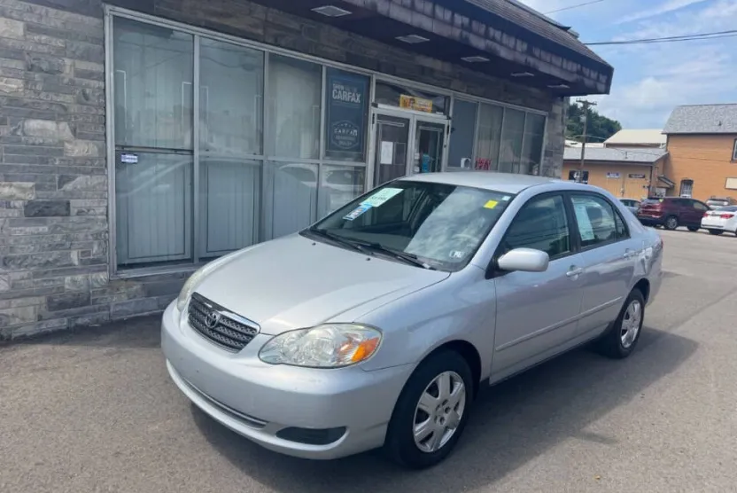 2007 Toyota Corolla CE photo 1