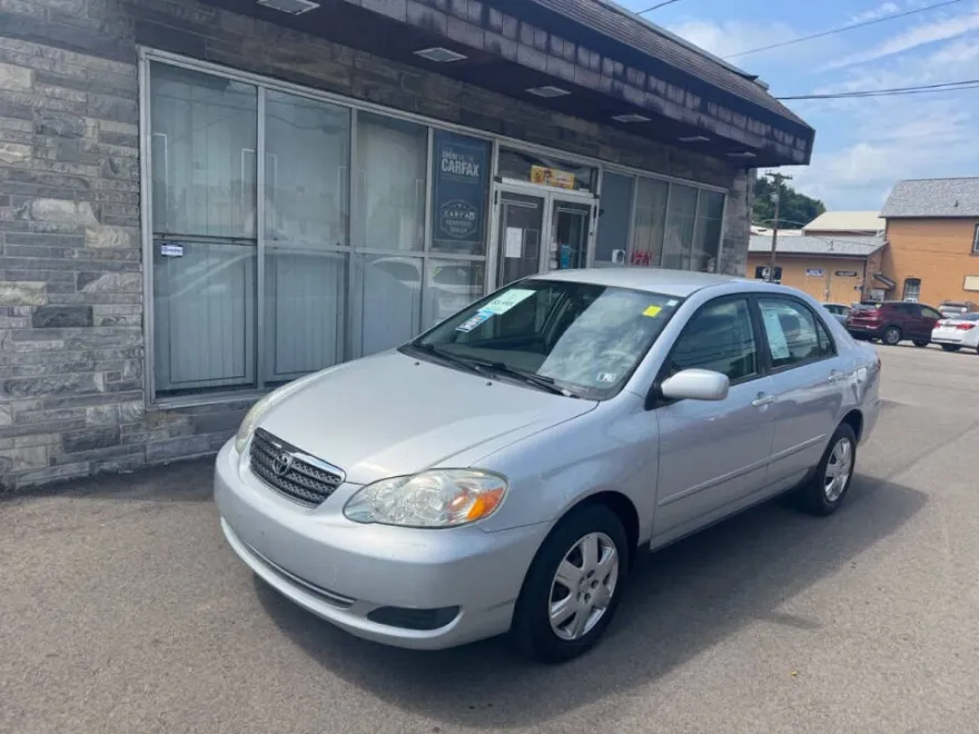 2007 Toyota Corolla CE photo 1