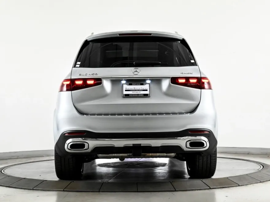 2025 Mercedes Benz GLS 450 4MATIC photo 1