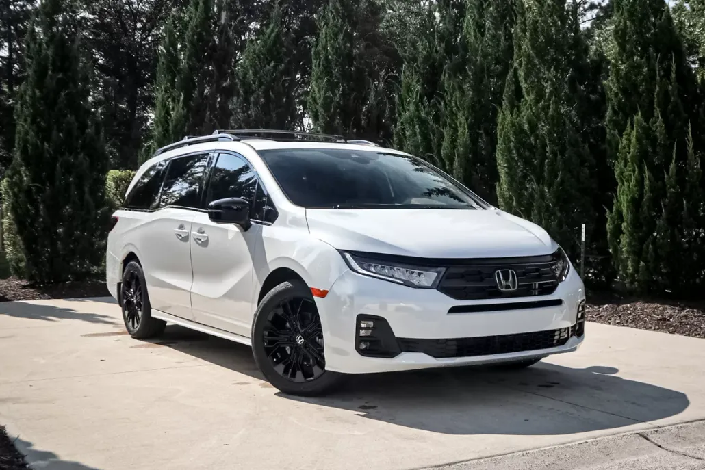 2026 Honda Odyssey photo 1