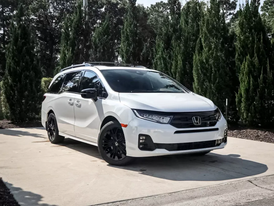 2026 Honda Odyssey photo 1