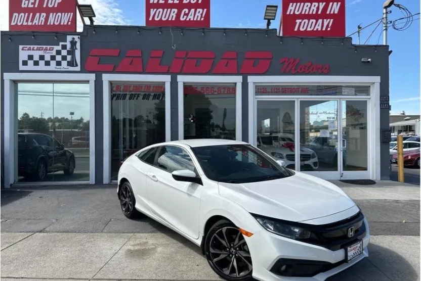 2019 Honda Civic Sport photo 1