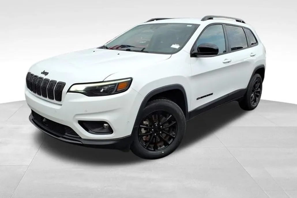 2023 Jeep Cherokee Altitude photo 1
