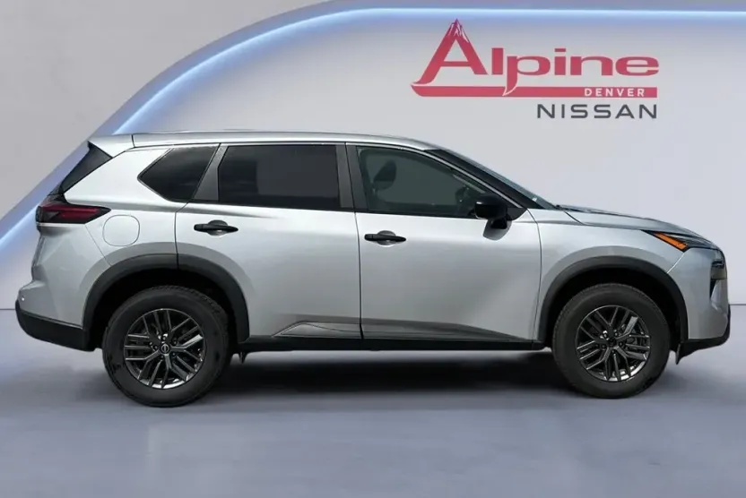 2024 Nissan Rogue S photo 1