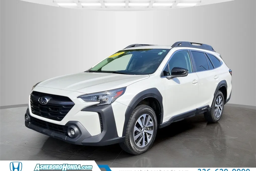 2024 Subaru Outback Premium photo 1