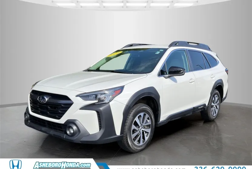 2024 Subaru Outback Premium photo 1