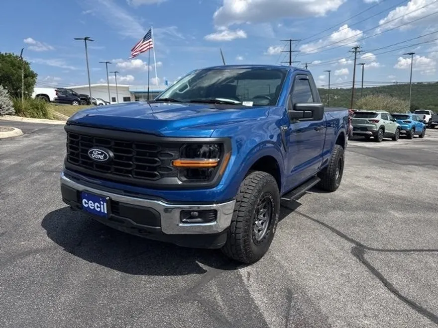 2025 Ford F-150 XL photo 1