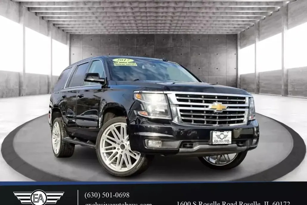 2017 Chevrolet Tahoe LT photo 1