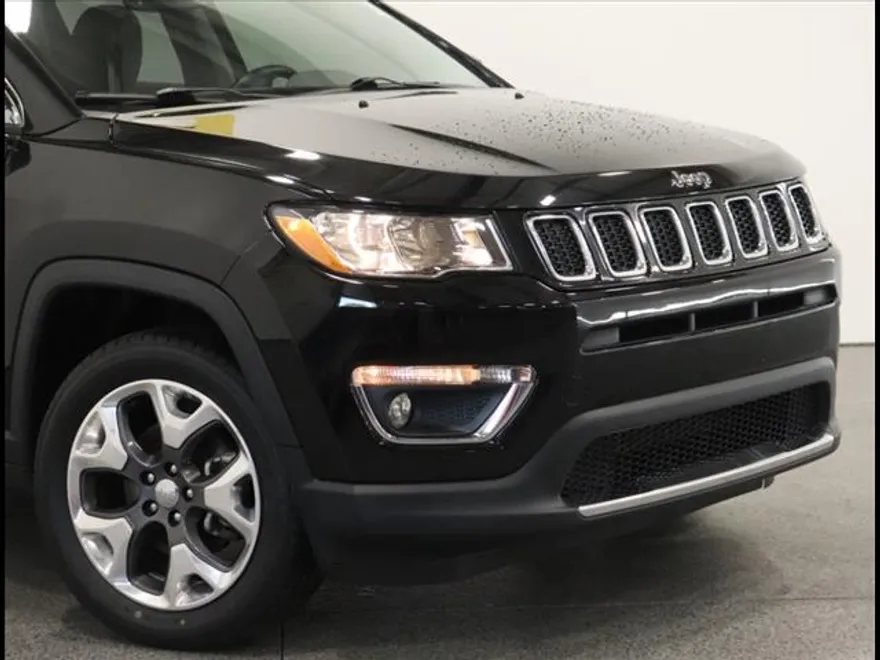 2019 Jeep Compass Limited photo 1
