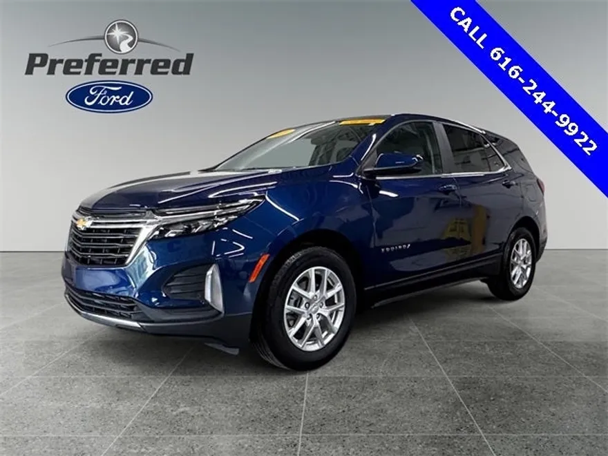 2022 Chevrolet Equinox LT photo 1